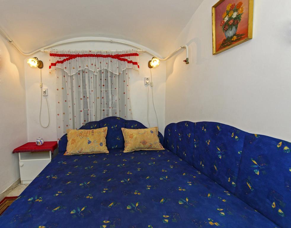 Barokk Vendeghaz Hotel Eger Phòng bức ảnh