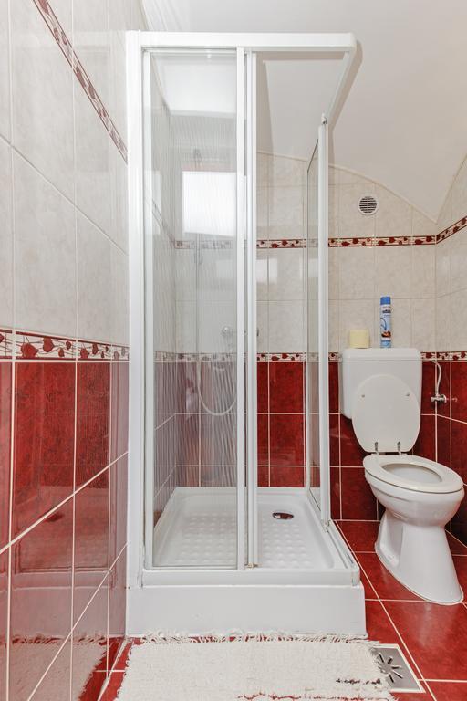 Barokk Vendeghaz Hotel Eger Ngoại thất bức ảnh